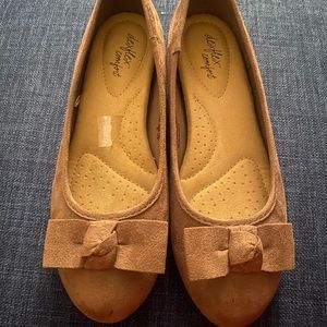 Tan suede Flats
